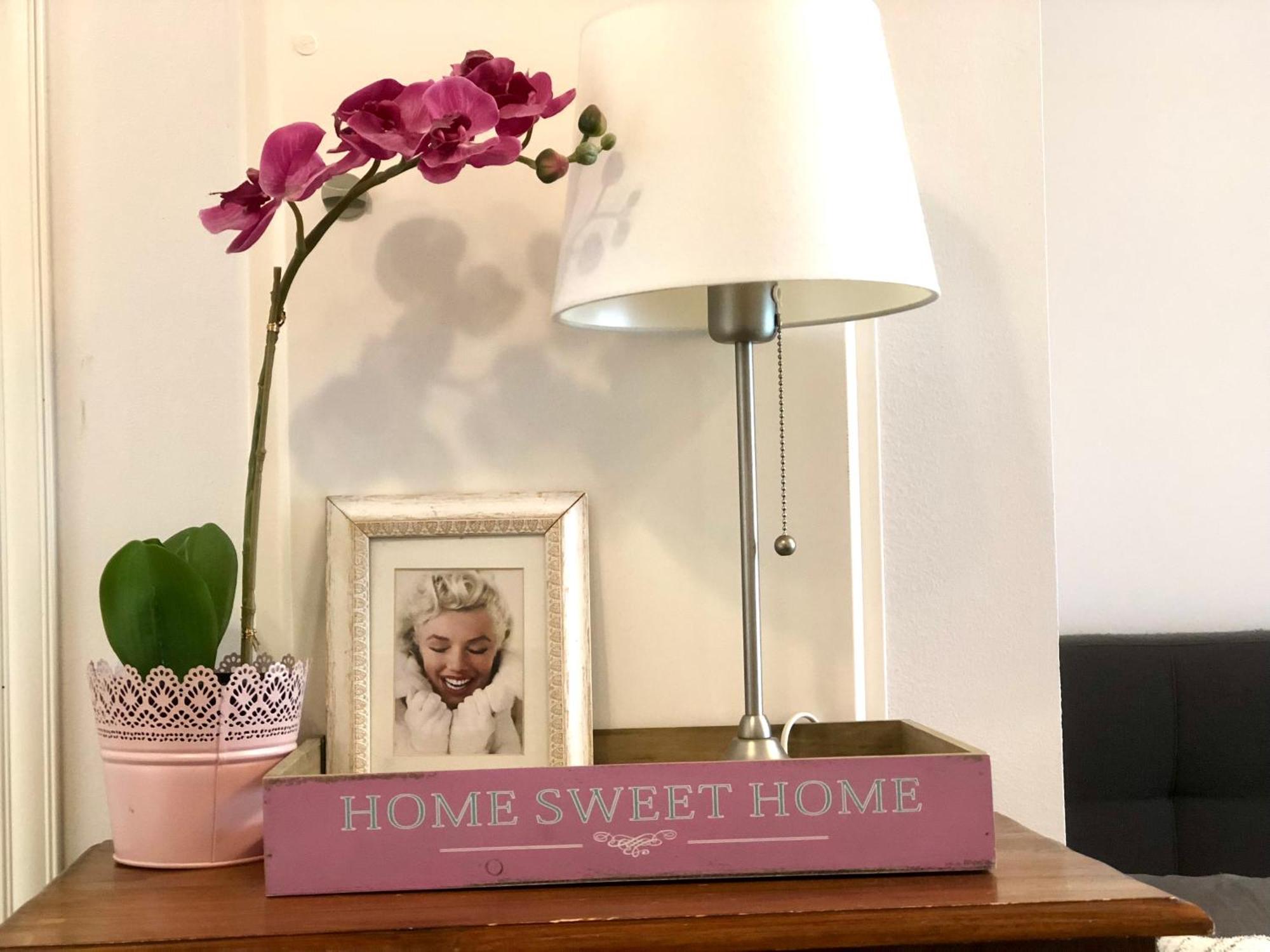 Scandinavian 21 In Heard Apartment *